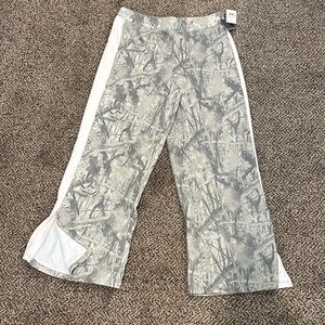 Grayson Threads camo pants